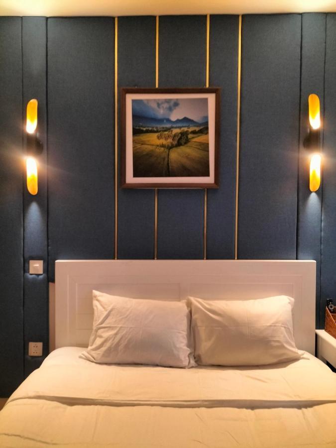 Bistro Hotel Grand World Phu Quoc Esterno foto
